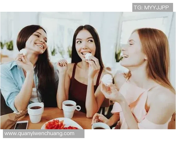 足球明星与女孩的温馨生活瞬间展现幸福与激情的完美结合 足球明星与女孩的温馨生活瞬间展现幸福与激情的完美结合